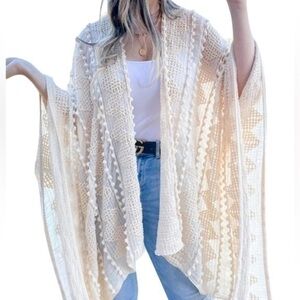 Women’s Ivory Textured Soft Kimono Cardigan One Size NWT
